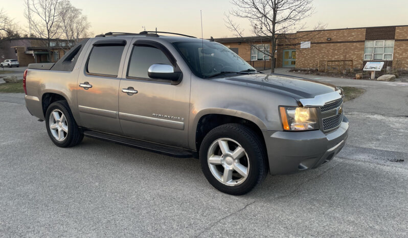 2009 Chevrolet Avalanche 4×4 ONLY 145K full