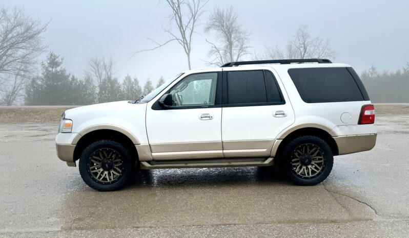 2011 Ford Expedition XLT 4X4 Leather Heated Seats 8 Passenger 284K KMS full