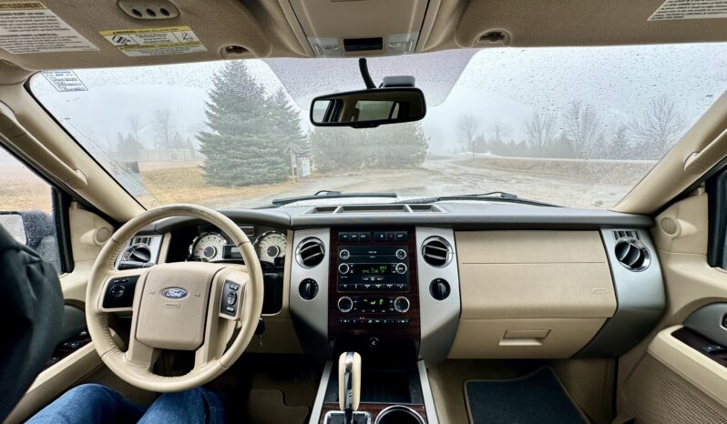 2011 Ford Expedition XLT 4X4 Leather Heated Seats 8 Passenger 284K KMS full