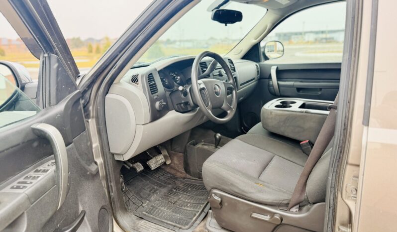 2012 GMC Sierra 1500 Crew Cab 4X4 192K KMS full