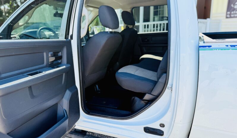 2012 Ram 2500 Crew Cab ONLY 139k KMS 4X4 full
