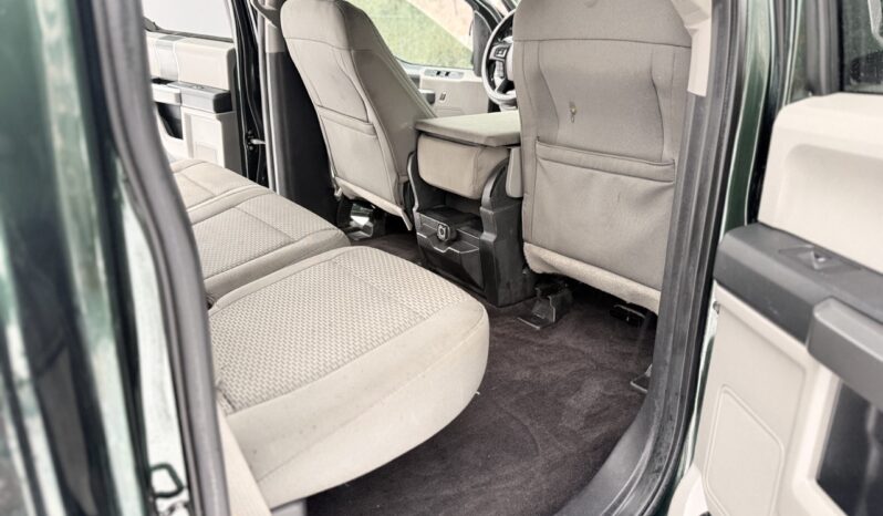 2016 F-150 SUPERCREW 6 Seater 4X4 231K full