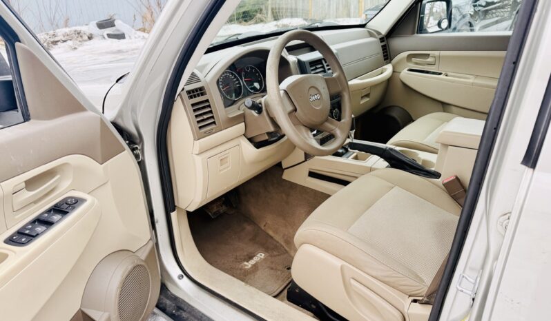 2008 Jeep Liberty 4X4 218K KMS full