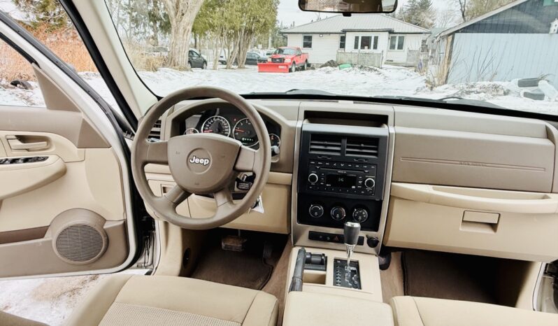 2008 Jeep Liberty 4X4 218K KMS full