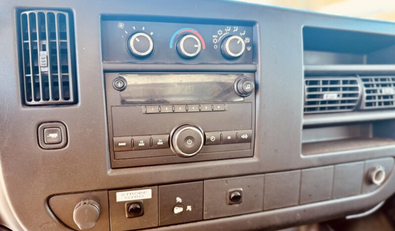 2009 Chevrolet Express 3500 211k full