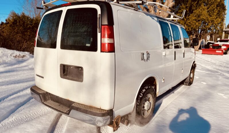 2009 Chevrolet Express 3500 211k full