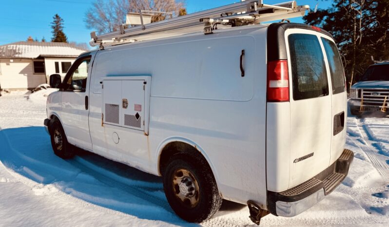 2009 Chevrolet Express 3500 211k full