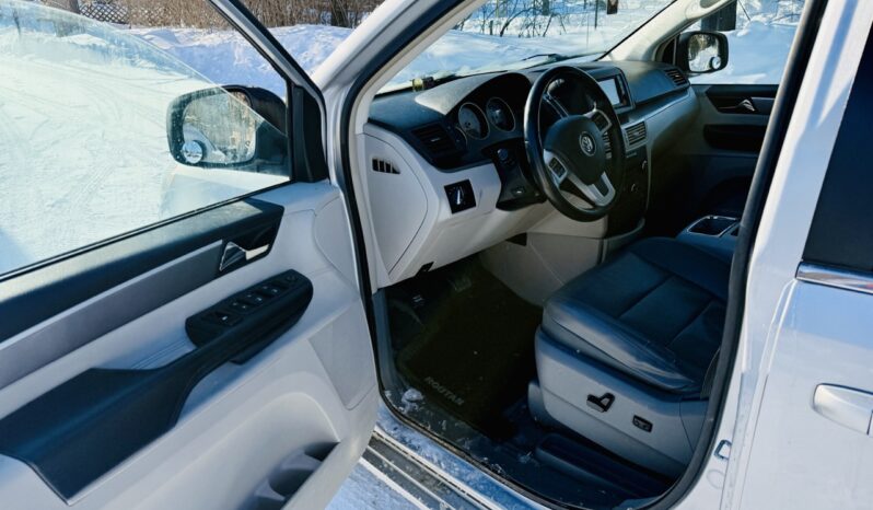 2012 VOLKSWAGEN ROUTAN FWD 261K AS-IS full