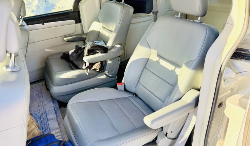 2012 VOLKSWAGEN ROUTAN FWD 261K AS-IS full
