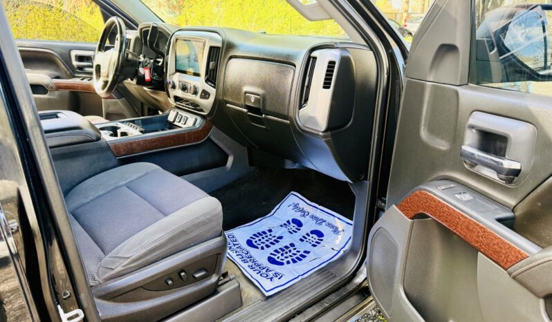 2017 GMC Sierra 1500 Crew Cab 4X4 246K KMS full