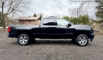 2018 Chevrolet Silverado 1500 Crew 4X4 CERTIFIED 285K KMS full