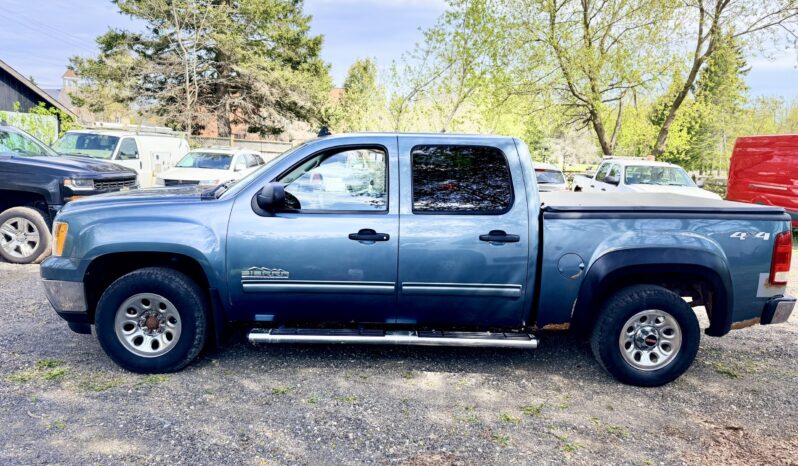 2010 GMC Sierra 1500 Crew Cab 4X4 257K KM full