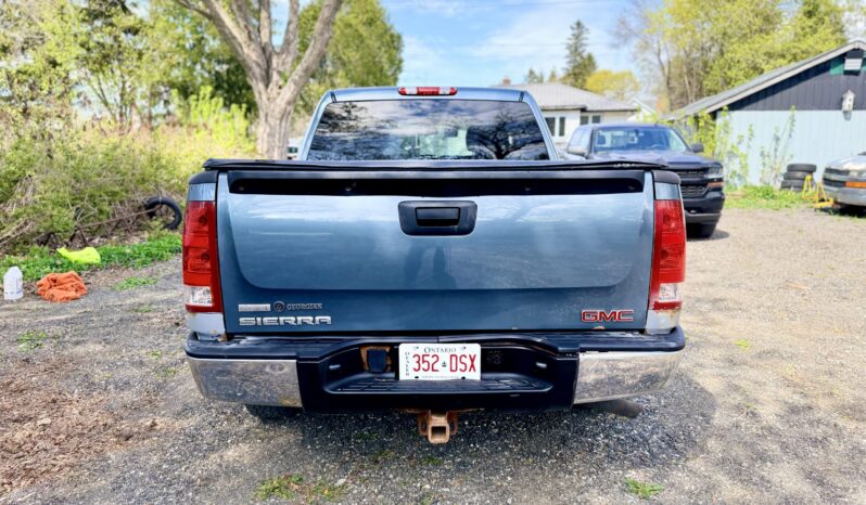 2010 GMC Sierra 1500 Crew Cab 4X4 257K KM full