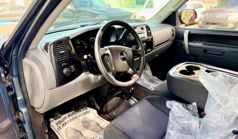 2010 GMC Sierra 1500 Crew Cab 4X4 257K KM full